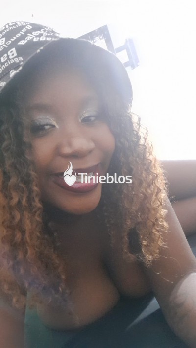 negra-grandota-rica-con-ganas-de-tu-picha-me-encanta-culiar