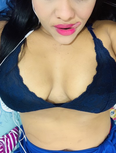 hermosa-escorts-munequita-sexi-triplato-contactame-mucho-morvo
