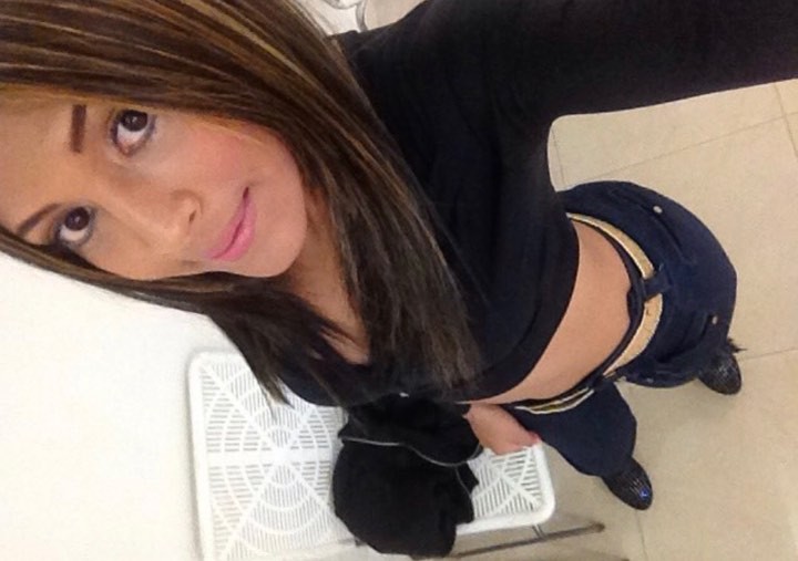 joven-de-18-anos-con-apartamento-propio-en-el-dia-para-atenderte-bien-rico